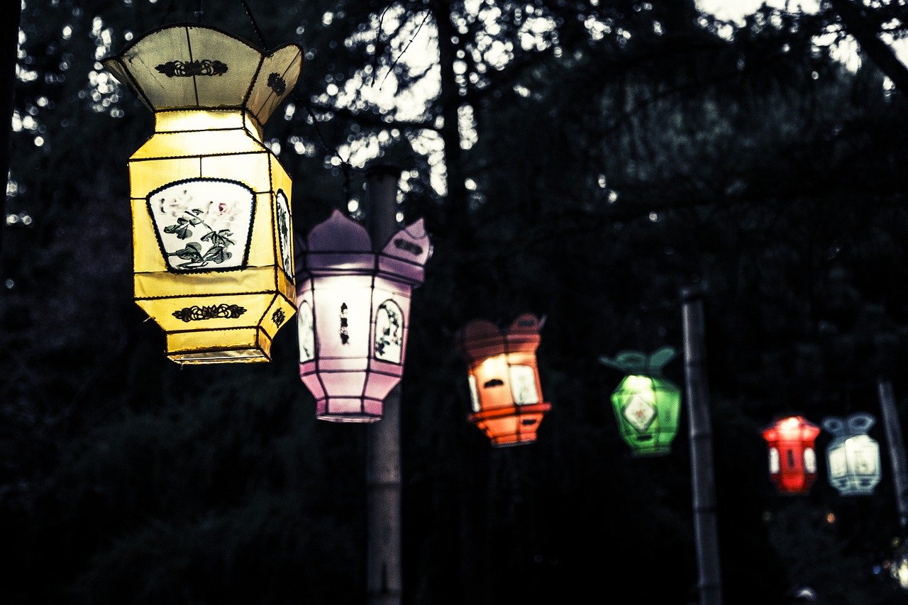 lantern-264222_1280.jpg