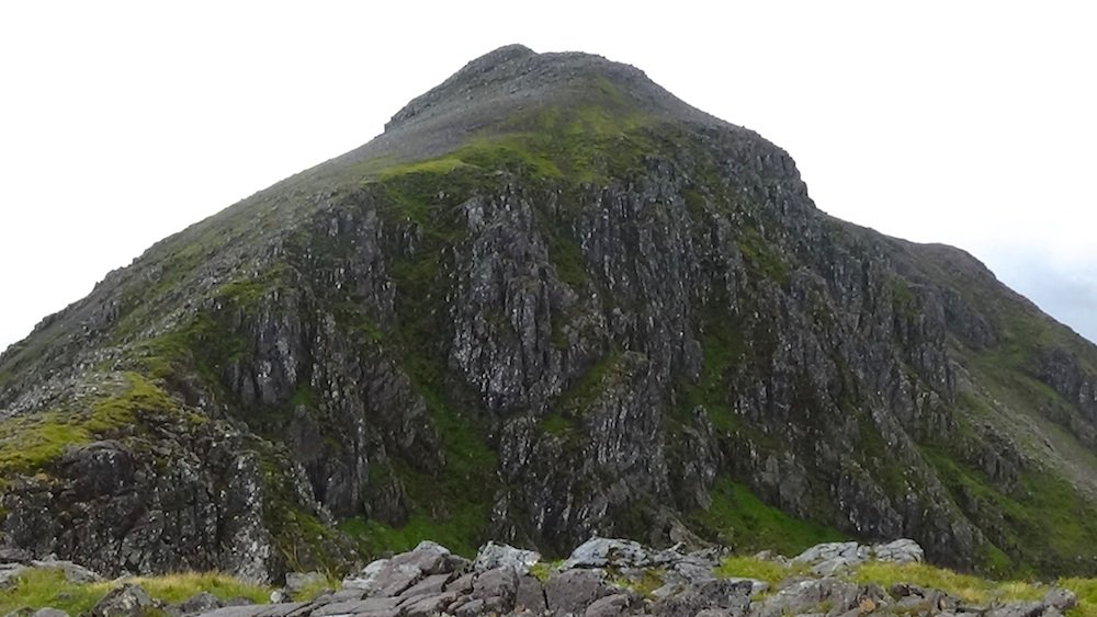 23 Distinctive summit mound of Bidean.jpg