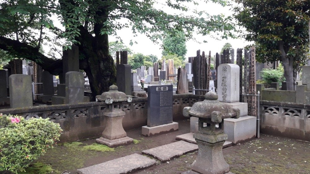 A Morning at Yanaka Ginza Shopping Street, Tokyo, Japan!