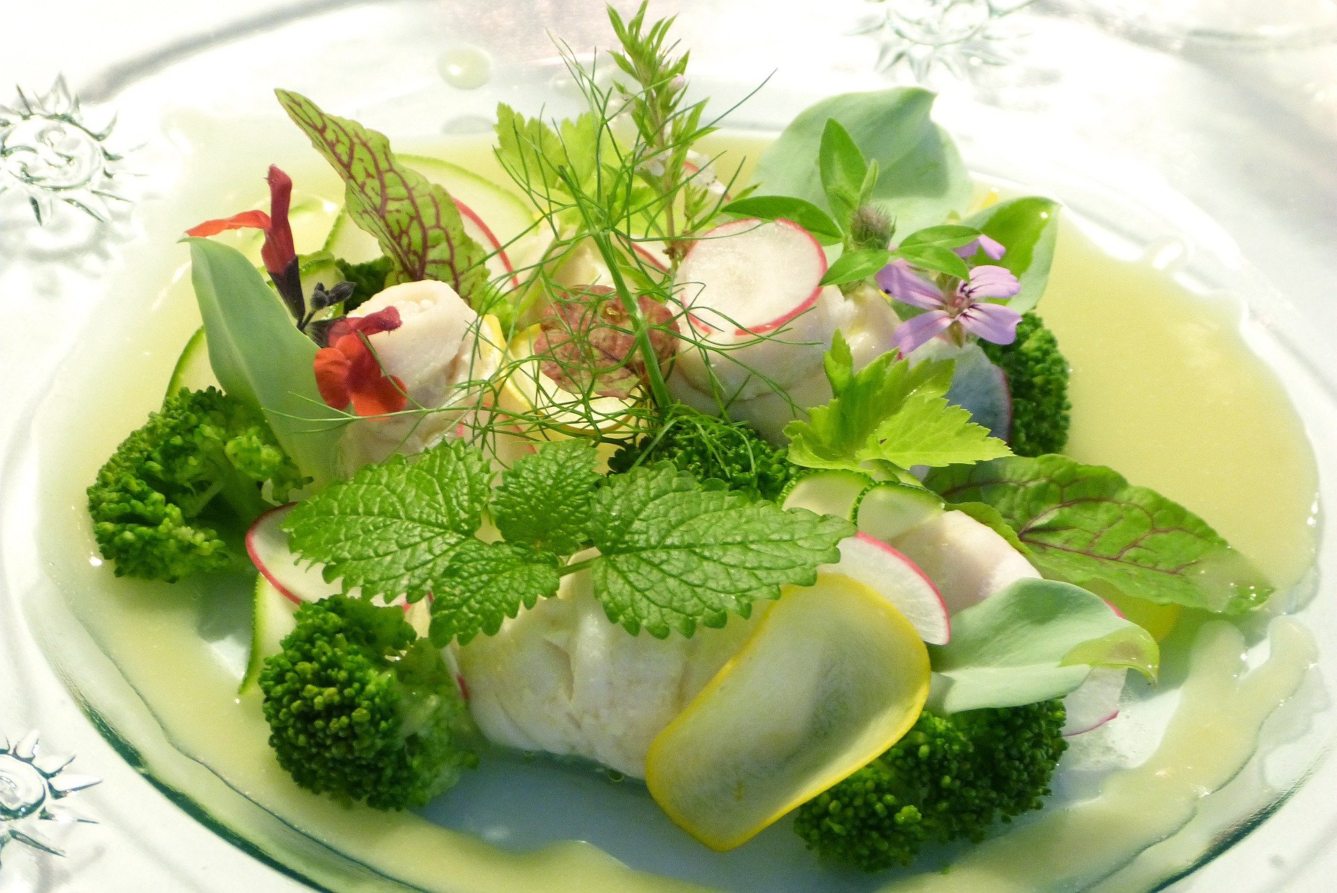eating-2097401_1920.jpg
