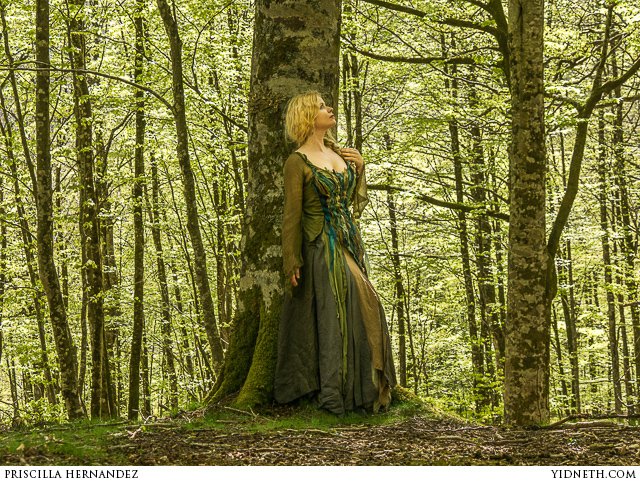 Grow green - by priscilla Hernandez (yidneth.com)-2.jpg