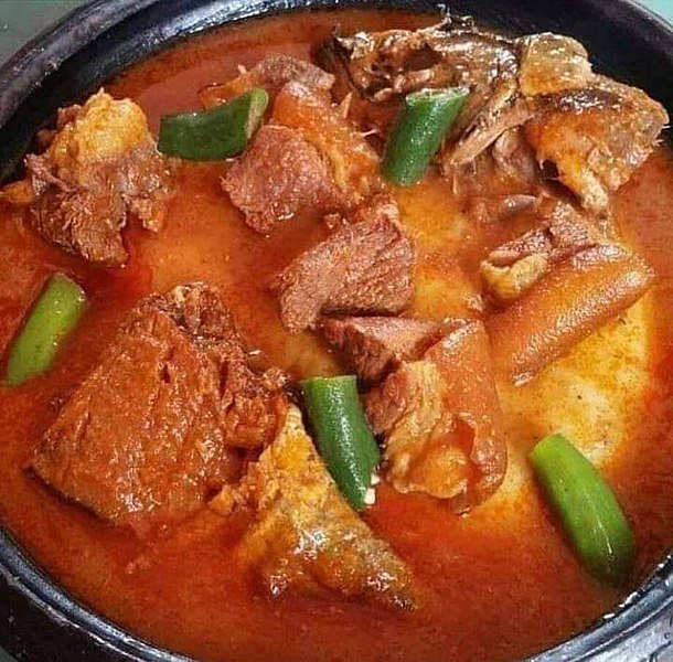 610px-Fufu_and_light_soup_with_meat.jpg