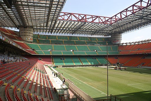 512px-San_Siro_Stadium_(Meazza)_panorama_empty.jpg