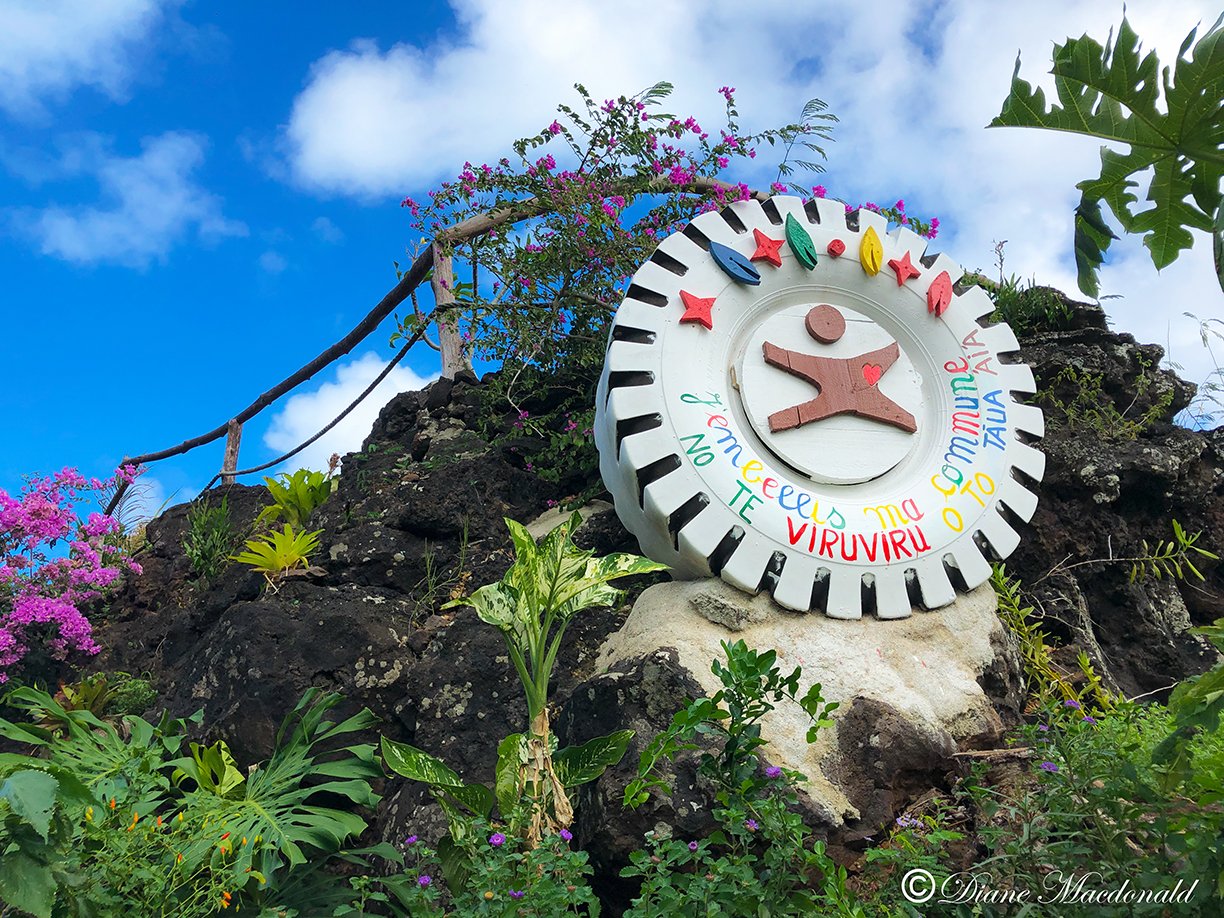 lookout point from road-2 huahine.jpg