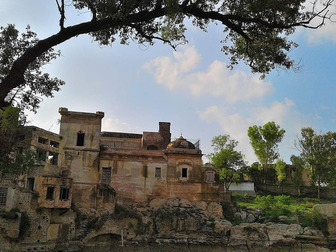 Abandoned Building Photography.jfif