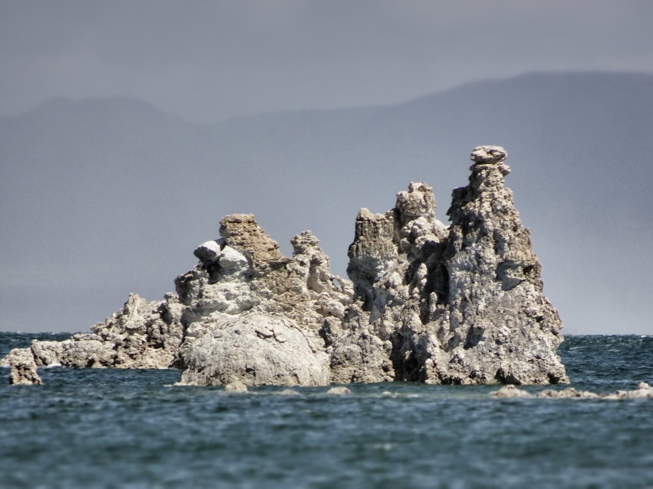 monolake5.jpg