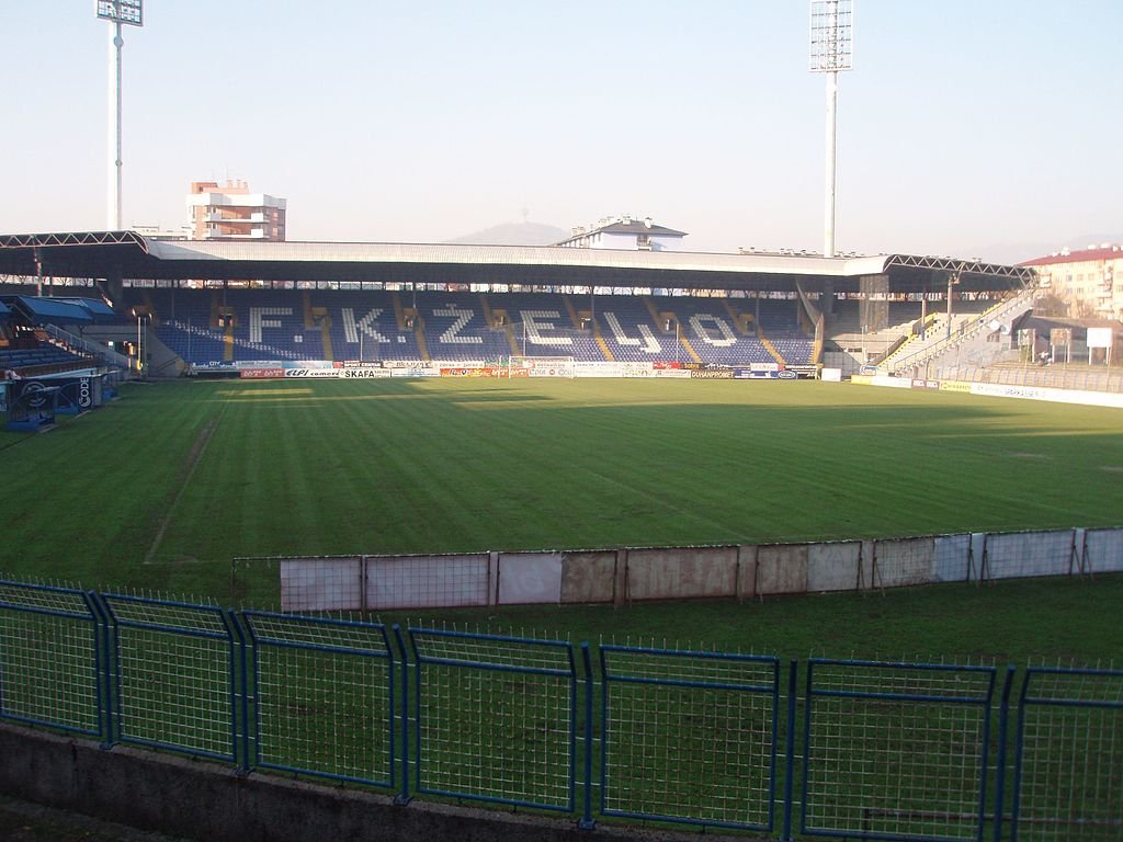 Stadion_Grbavica_-_panoramio.jpg