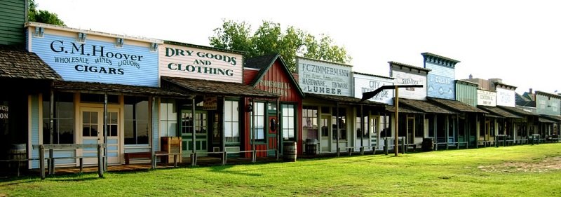 Boot-Hill-Museum-Street-Front-1024x360.jpg