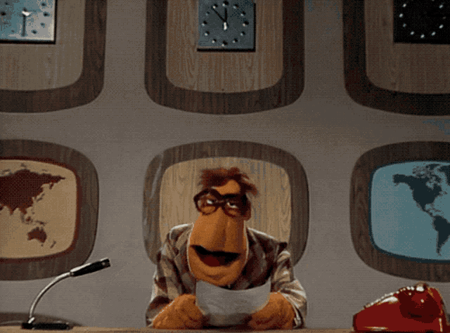 Muppet Show_Newsman_22.gif