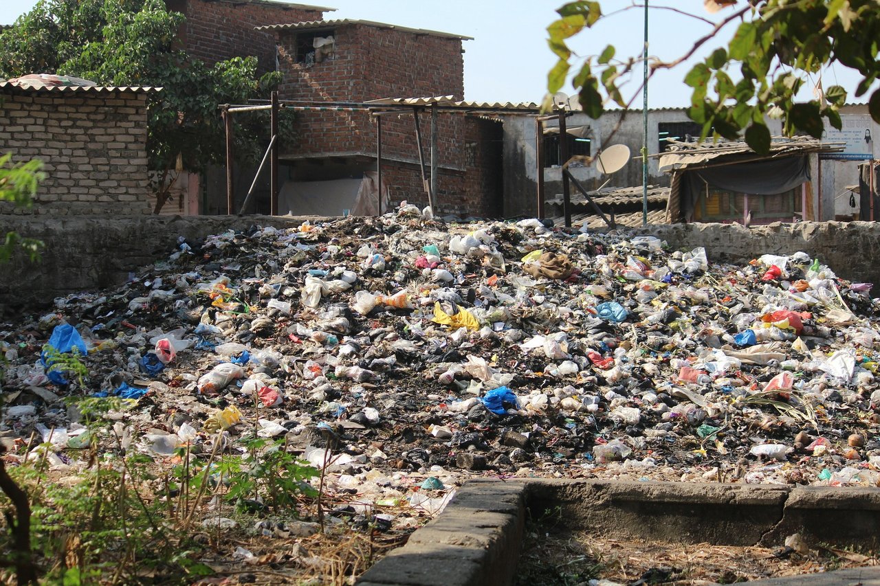 scrap-166495_1920.jpg