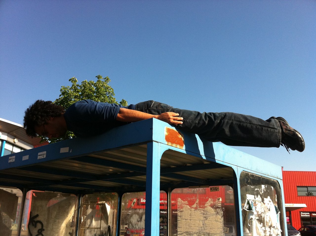Arnold Daniels of LTO Network, planking.jpg
