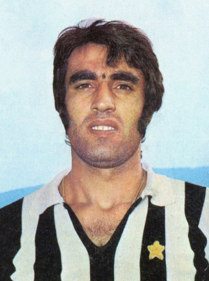 Pietro_Anastasi_-_Juventus_FC_1971-72.jpg