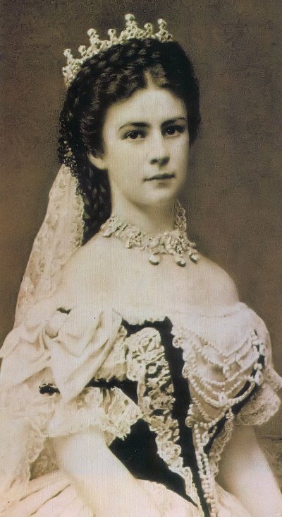 Erzsebet_kiralyne_photo_1867_C.jpg