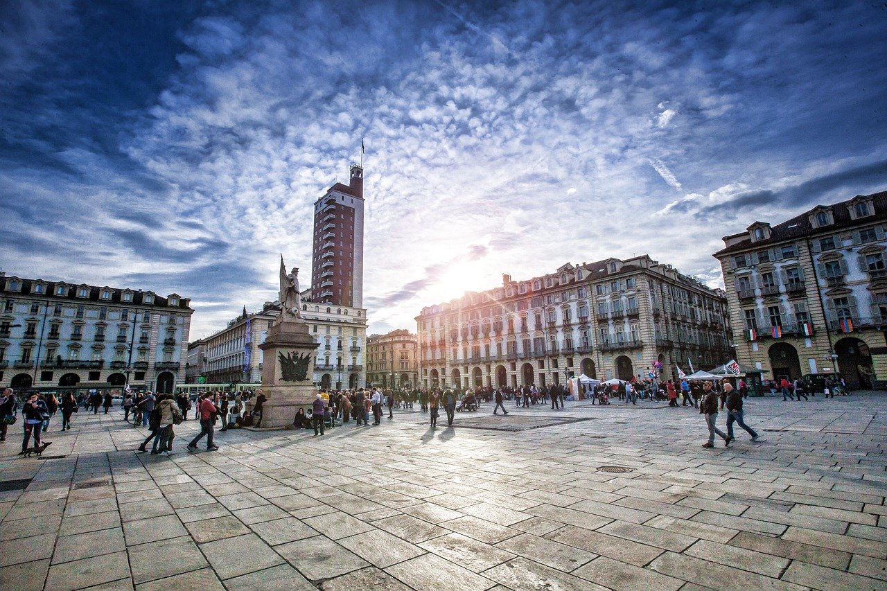 piazza-castello-torino-4406213_1280.jpg