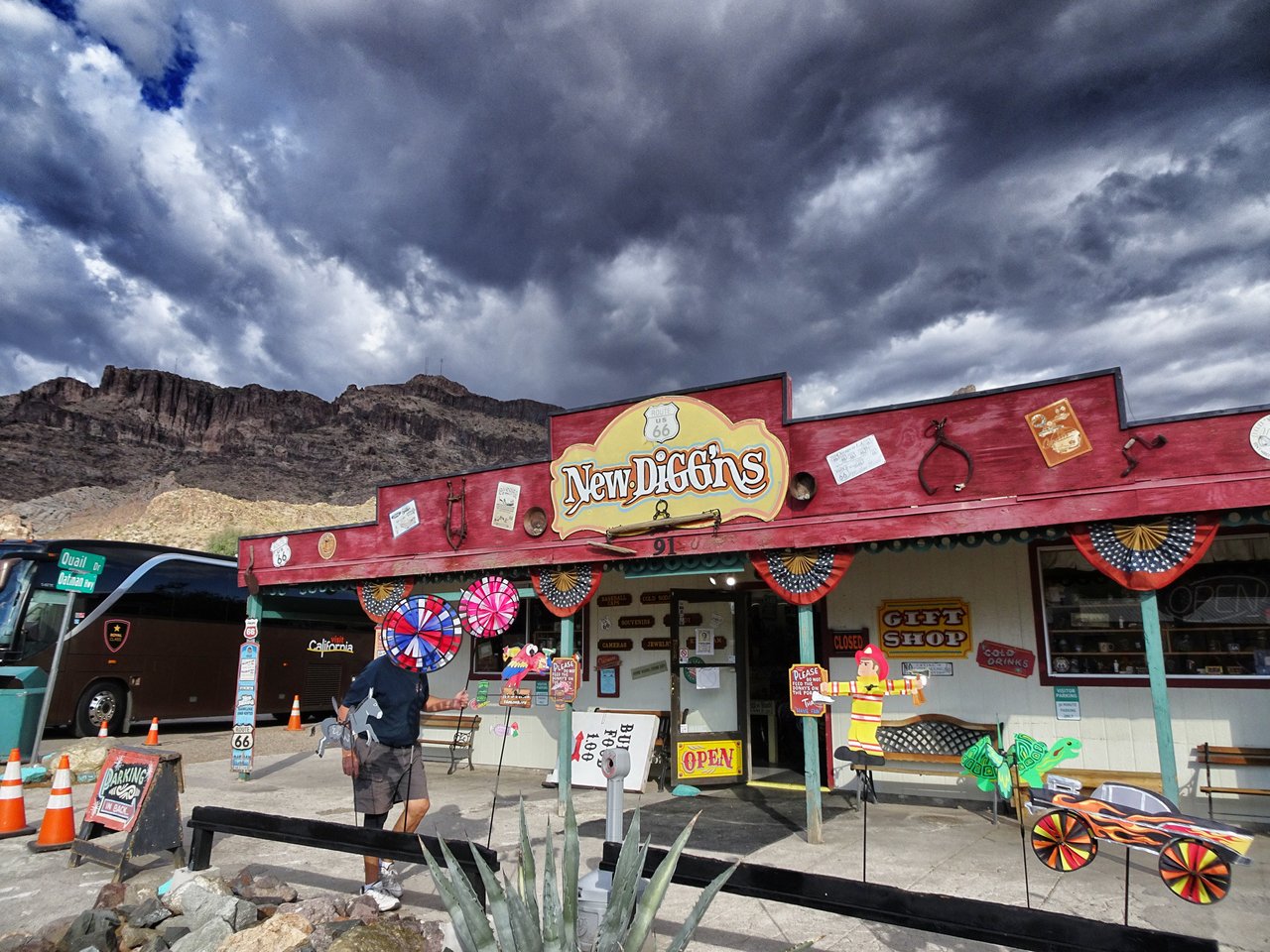 Oatman 6.jpg