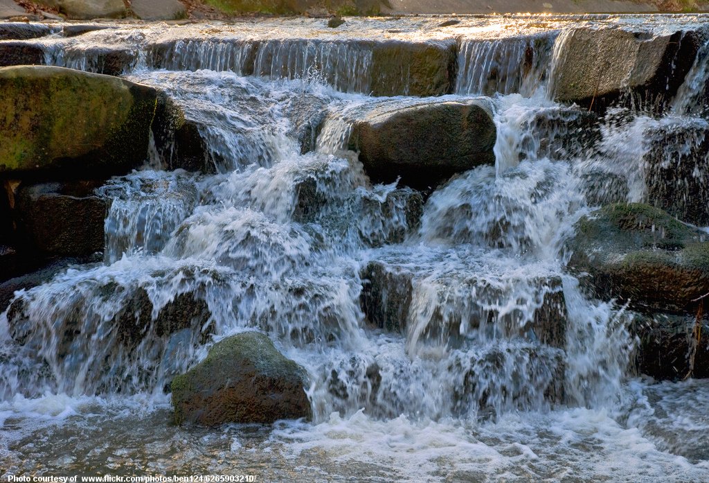 Cascading Water-081216.jpg