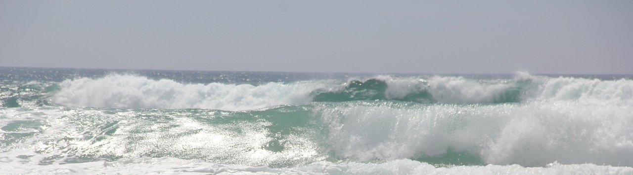 Pixabay - wave-2465226_1920.jpg