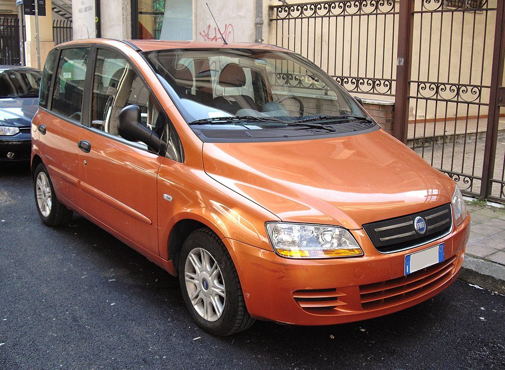 1024px-2008_Fiat_Multipla_orange.jpg