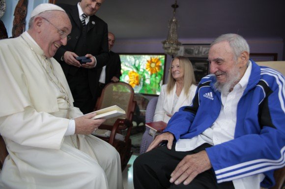 fidel-castro-e-papa-francesco.jpg