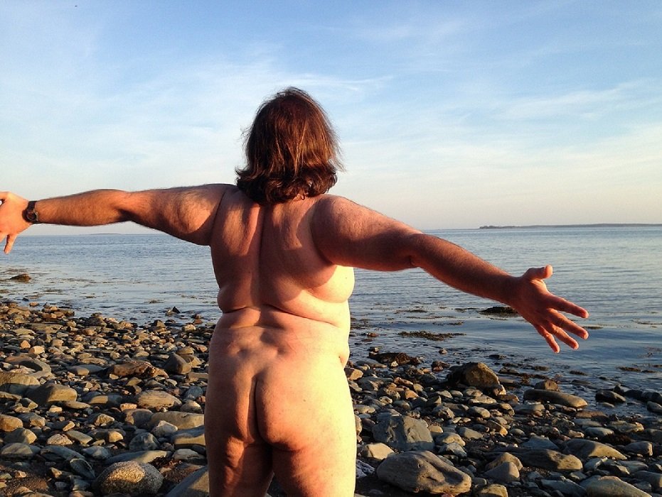 Naked by the Sea 2018-06-01 #NSFWChallenge WEEK 9.jpg
