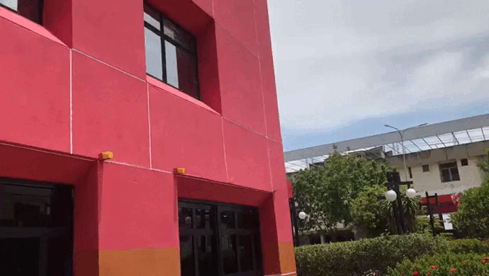 WhatsApp Video 2025-05-02 at 2.20.50 PM.gif