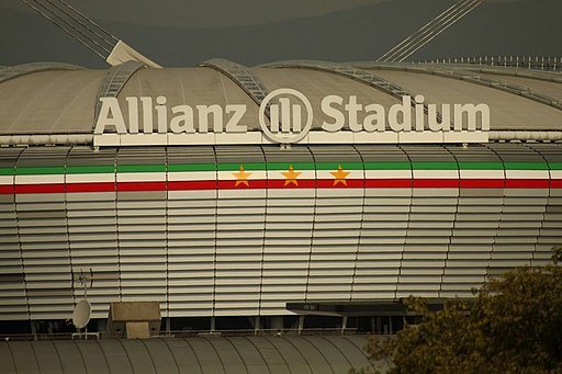 512px-20170827-ALLIANZ-STADIUM.jpg