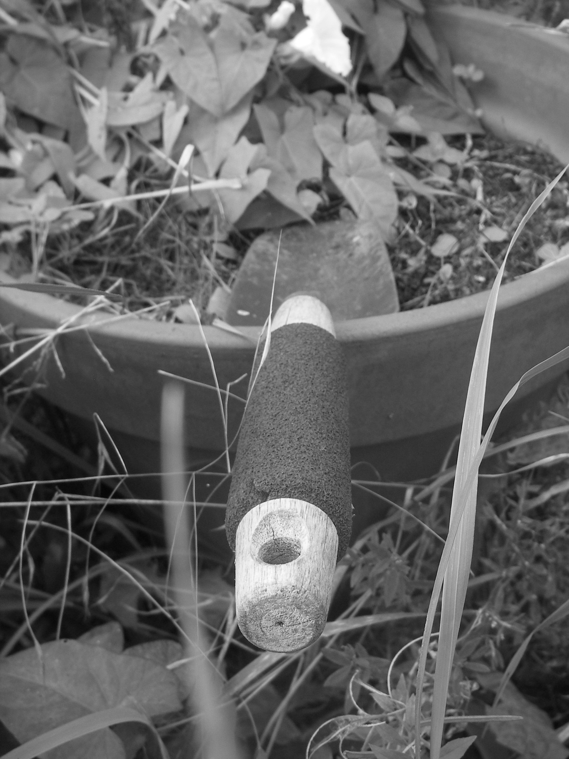 Trowel greyscale.jpg