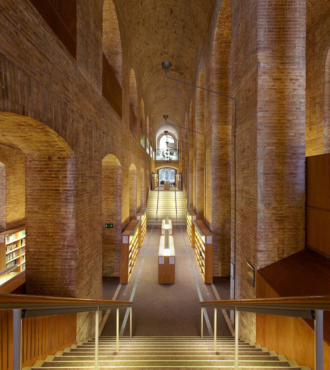 Biblio Les Aigues 037.jpg