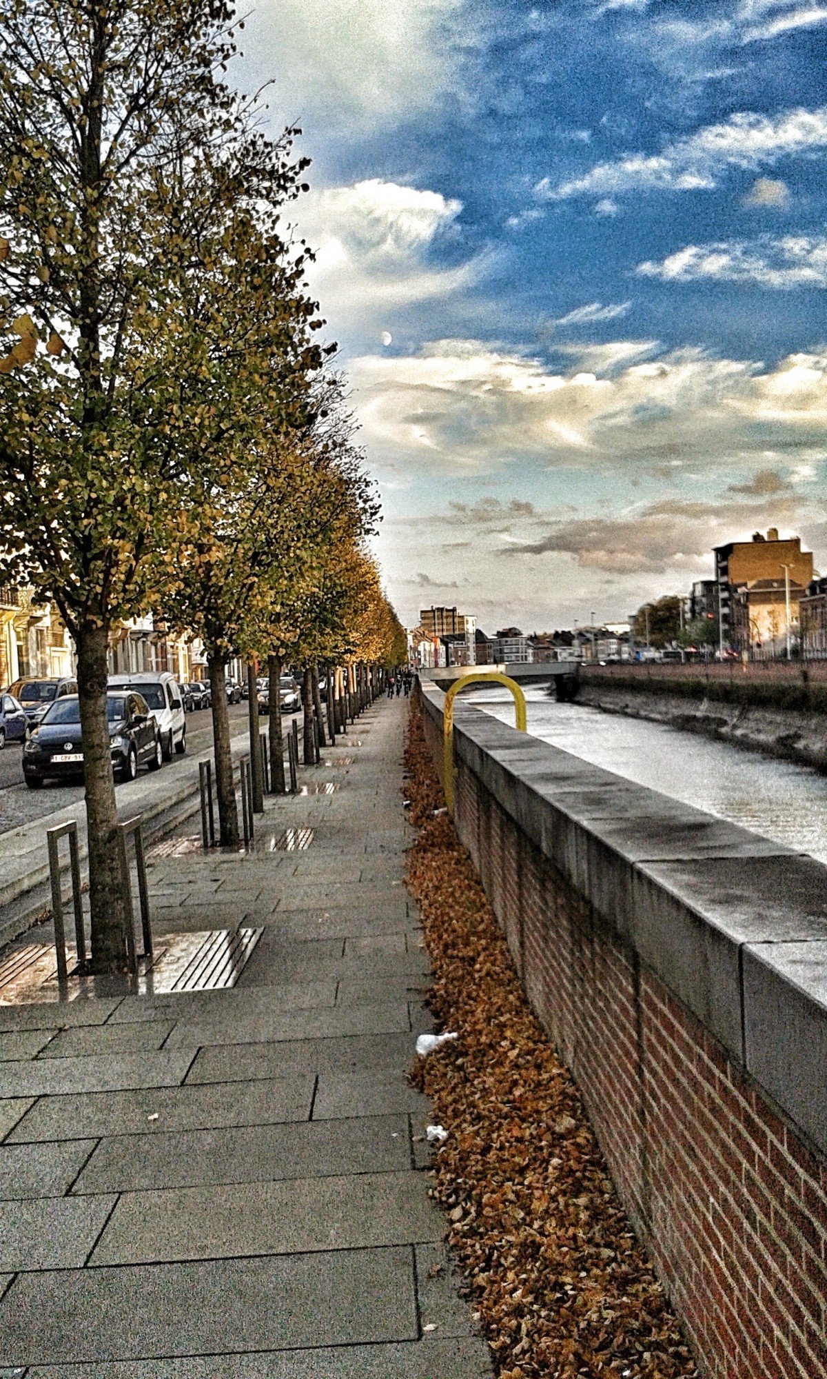 city_mechelen_street_autumn-887956.jpg!d.jpg