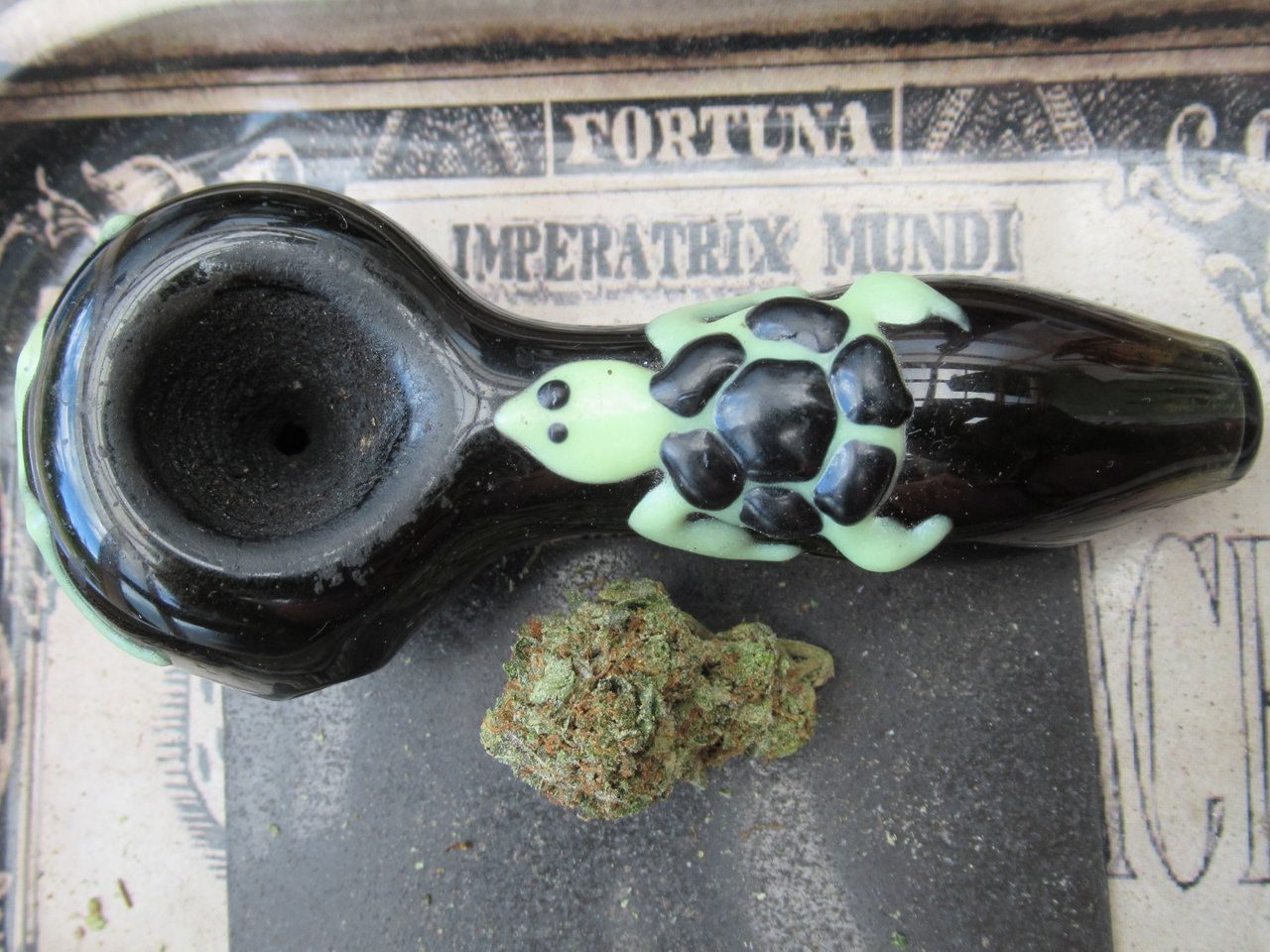 nugtoppipe.jpg