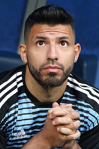 320px-Agüero_in_2018.jpg