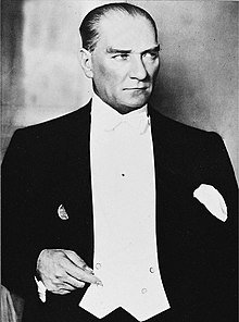 220px-Ataturk1930s.jpg