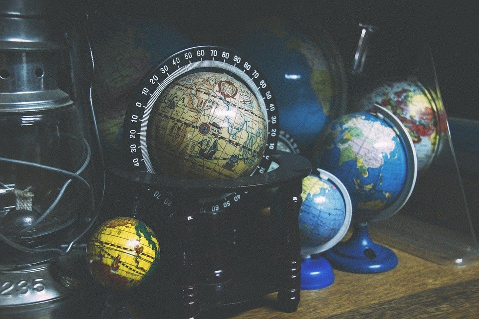 globes-918929_960_720.jpg