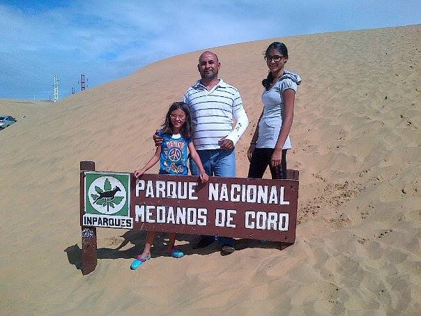 PASEANDO EN LOS MÉDANOS.jpg