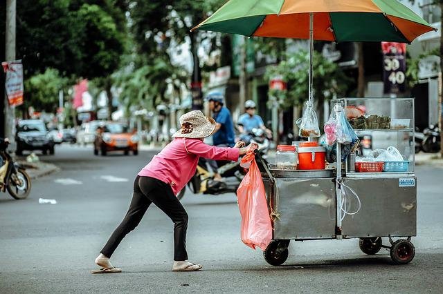 street-vendor-g7b4caa7de_640.jpg