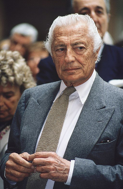 512px-Gianni_Agnelli_01.jpg