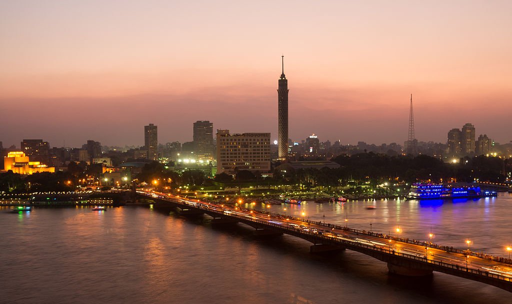 1024px-Late_evening_in_Cairo.jpg