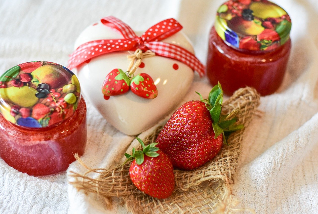 strawberries-6275822_1280.jpg