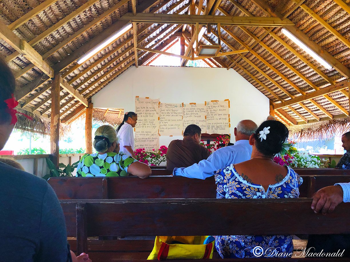 inside churchparea huahine.jpg