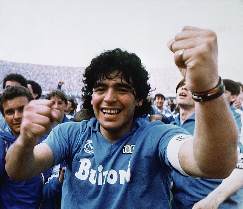 Diego_Maradona_1987.jpg