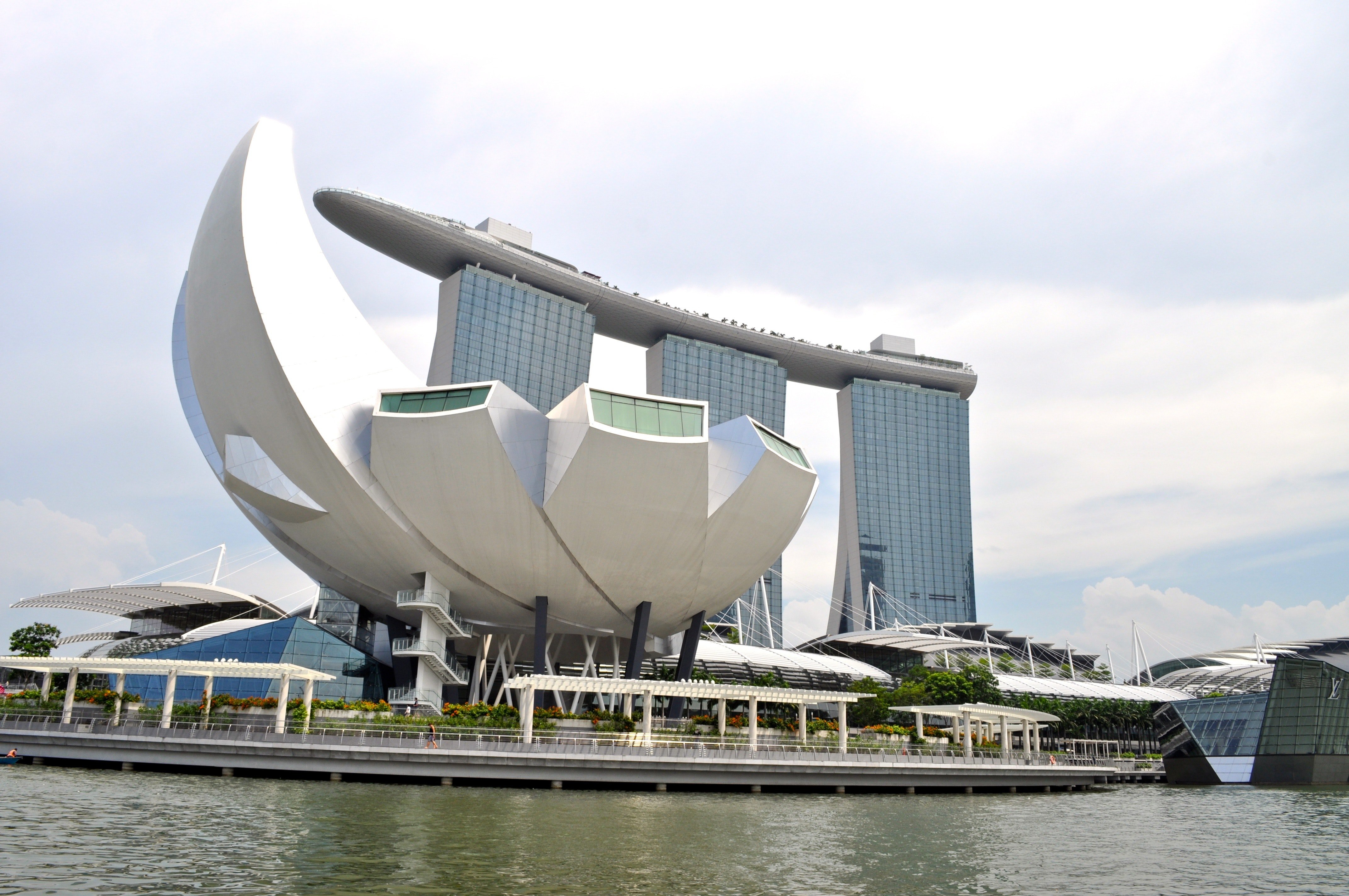 Singapore architecture.jpg