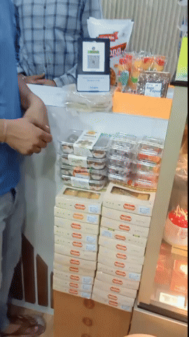 AWBve7vhfgg3bBCYJP (1).gif