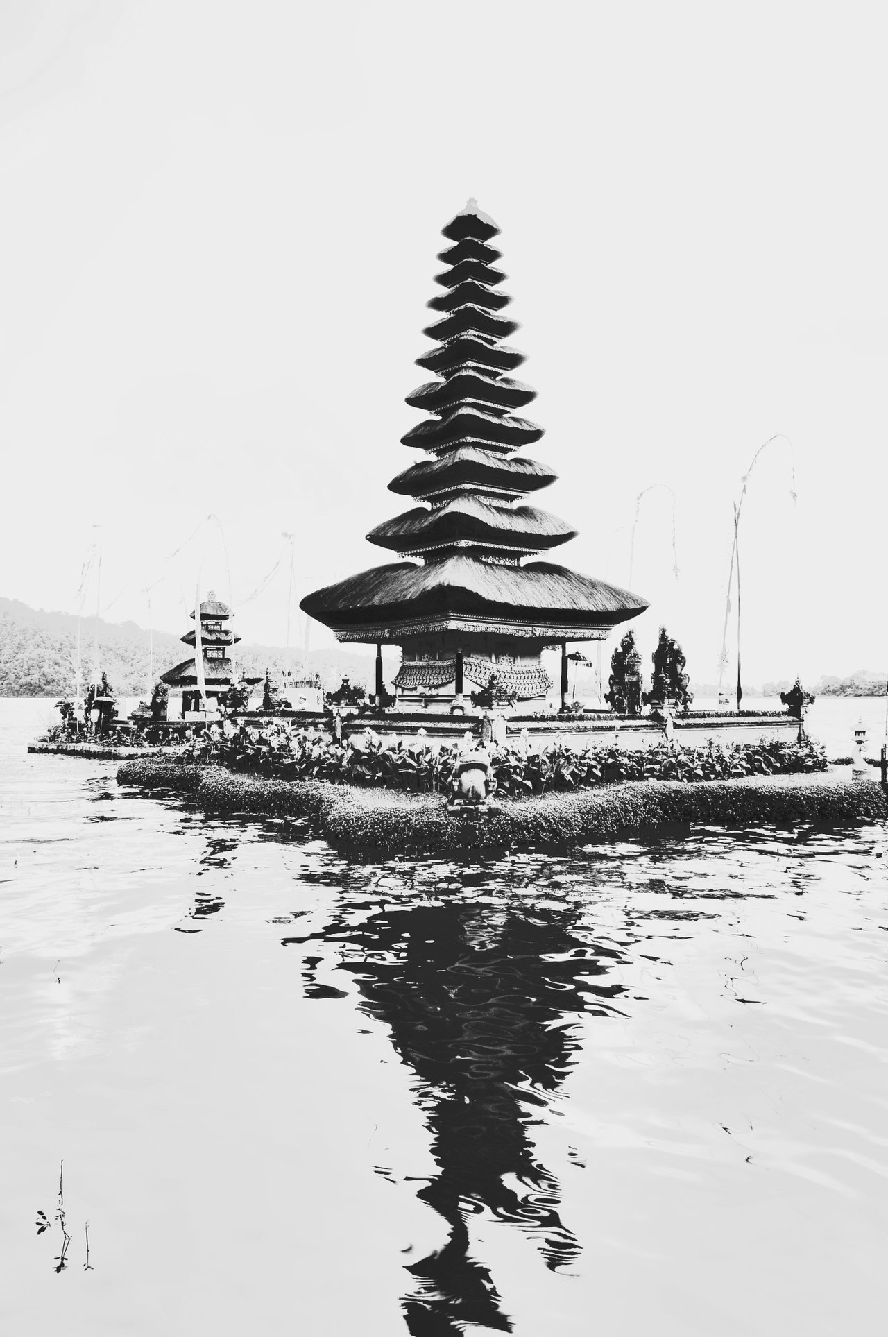 ulun danu.jpg