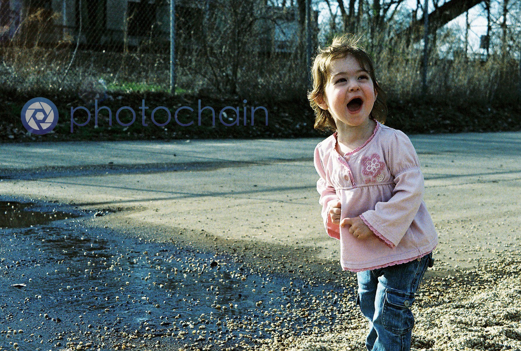 Girl_photochain.jpg