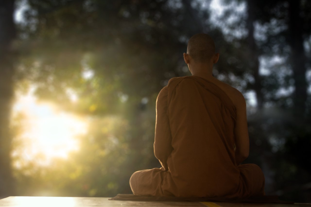 monk-meditating-meditation-dusk-buddhist-theravada-buddhism-1643531-pxhere.com.jpg