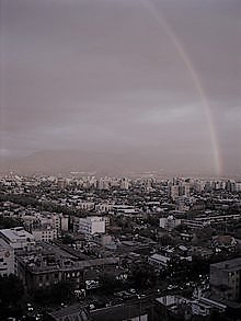 Rainbow_in_Santiago,_Chile_in_2011-10-06 (2).jpg