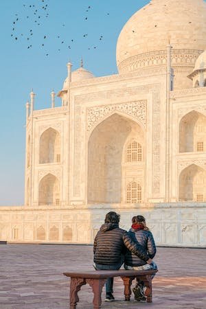 free-photo-of-majestic-love-embracing-eternity-at-the-taj.jpeg