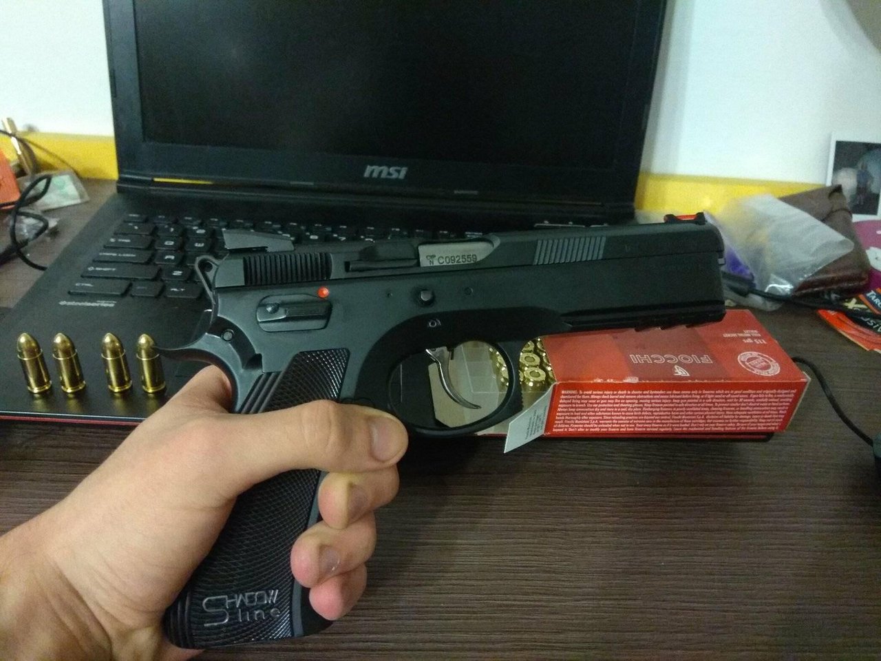 pistolet.jpg