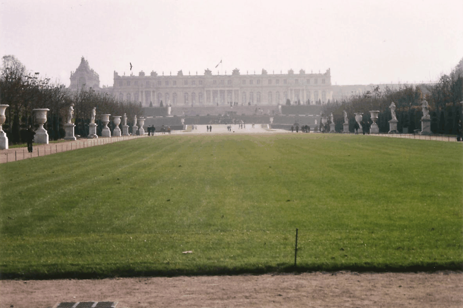 Versailles.gif