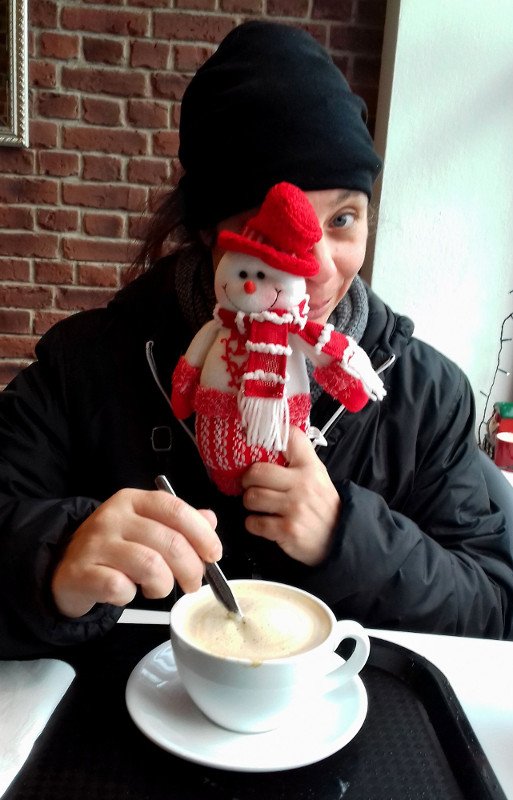 cafe snowman0.jpg